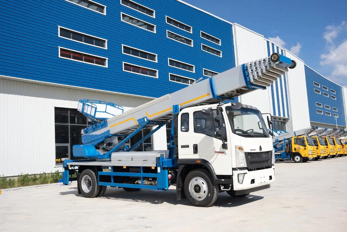 三明出租云梯车高空作业车 建筑垃圾搬运