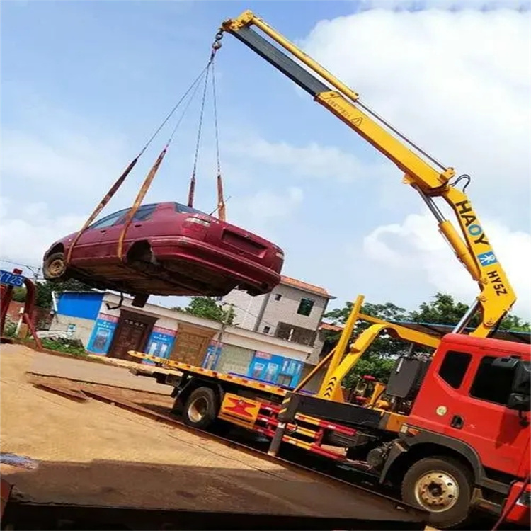 三明吊车吊汽车的正确方法